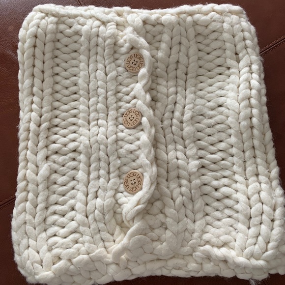 UGG Other - Ugg Throw Pillow Case - Off White